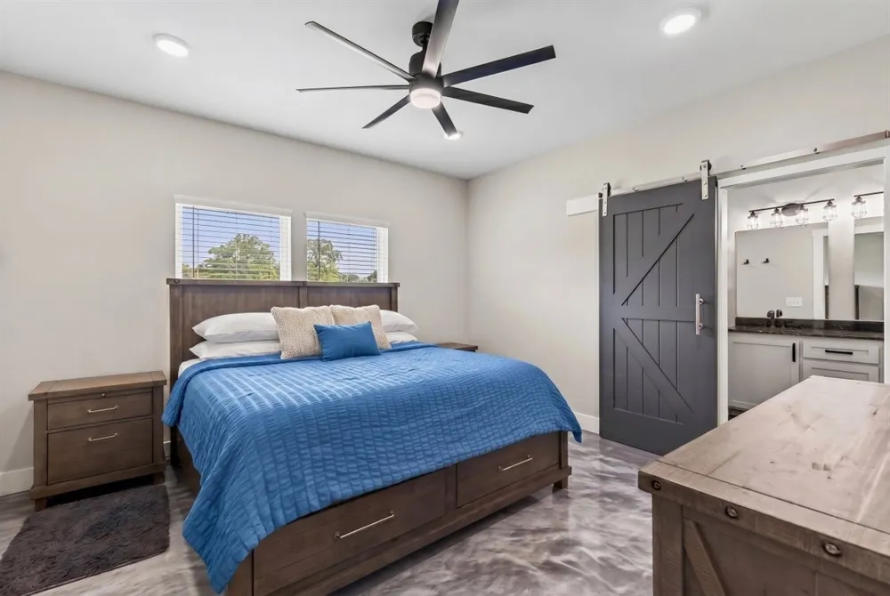 9968 County Road 1200 Athens, TX 75751