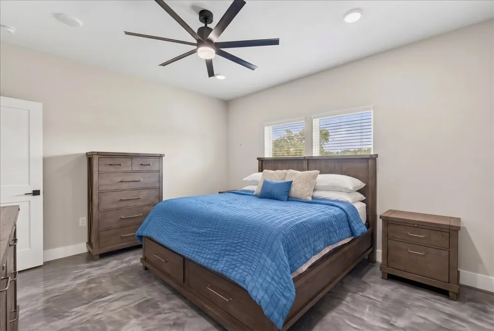 9968 County Road 1200 Athens, TX 75751