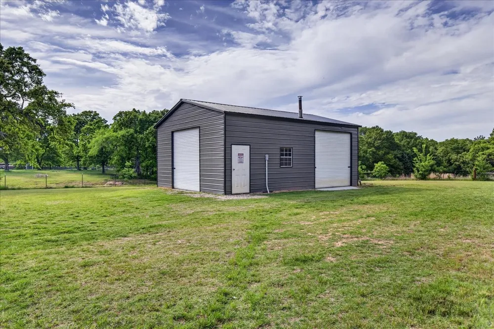 9968 County Road 1200 Athens, TX 75751
