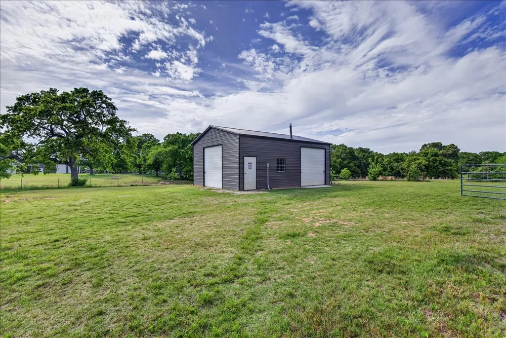 9968 County Road 1200 Athens, TX 75751