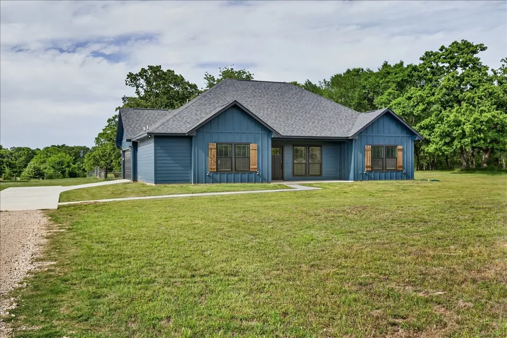9968 County Road 1200 Athens, TX 75751