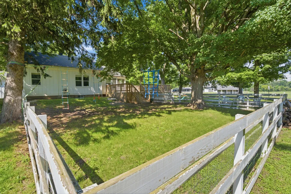 4136 Pier Road Benton Harbor, MI 49022