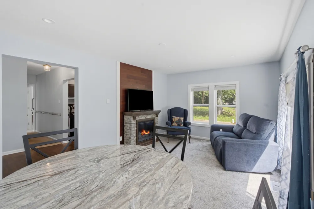 4136 Pier Road Benton Harbor, MI 49022