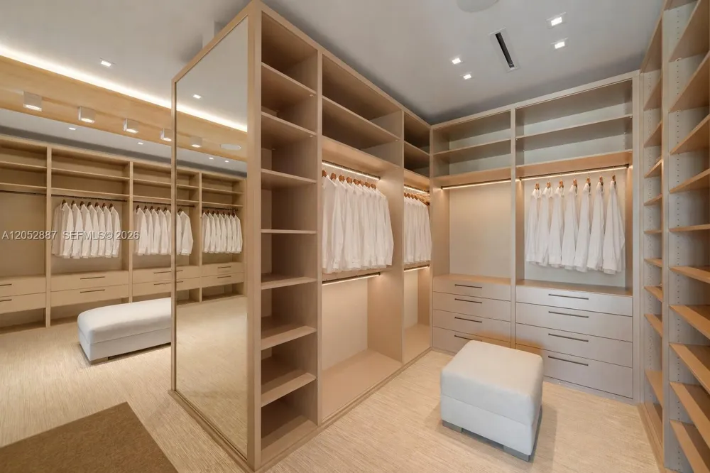 1420 W 23rd St Miami Beach, FL 33140