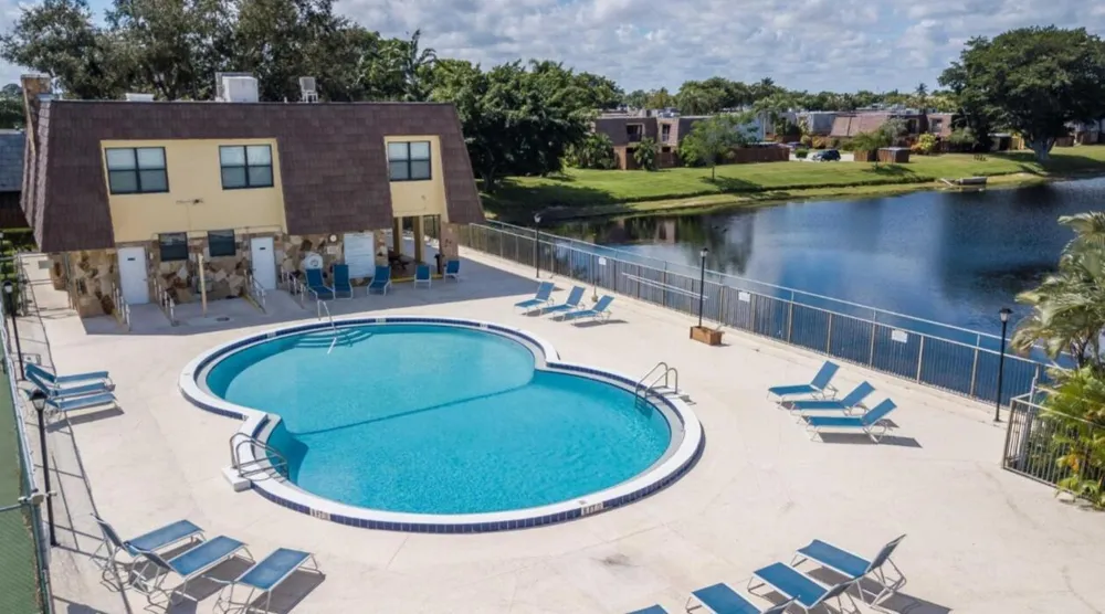 22 Springdale Circle Palm Springs, FL 33461