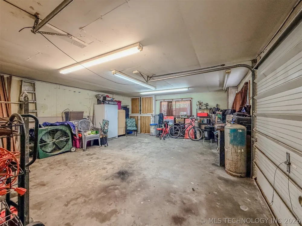23458 E 878 ROAD Park Hill, OK 74451