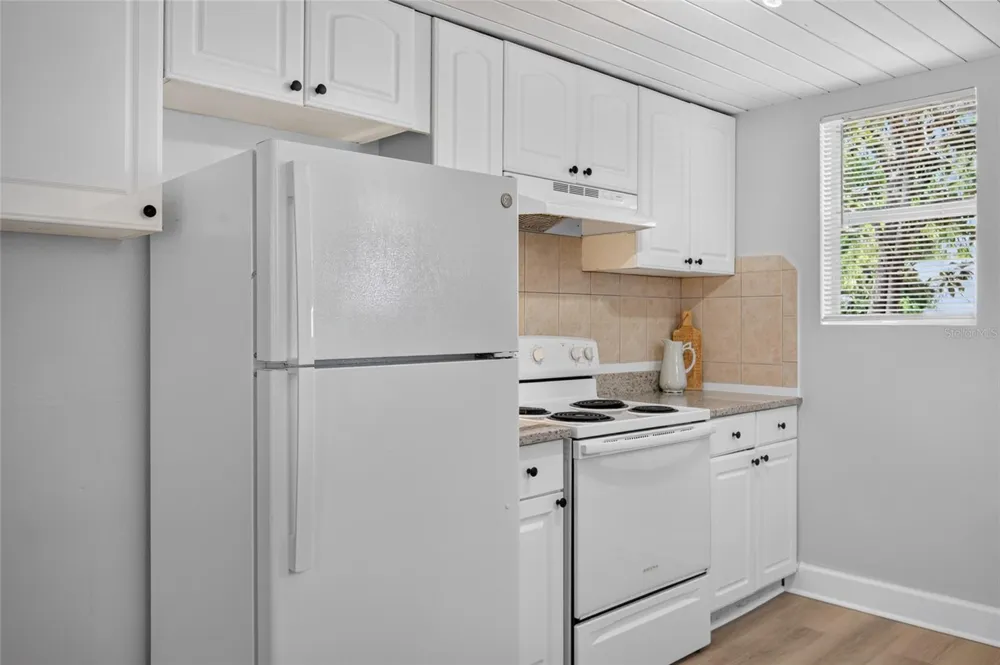 2947 GILLESPIE AVENUE Sarasota, FL 34234