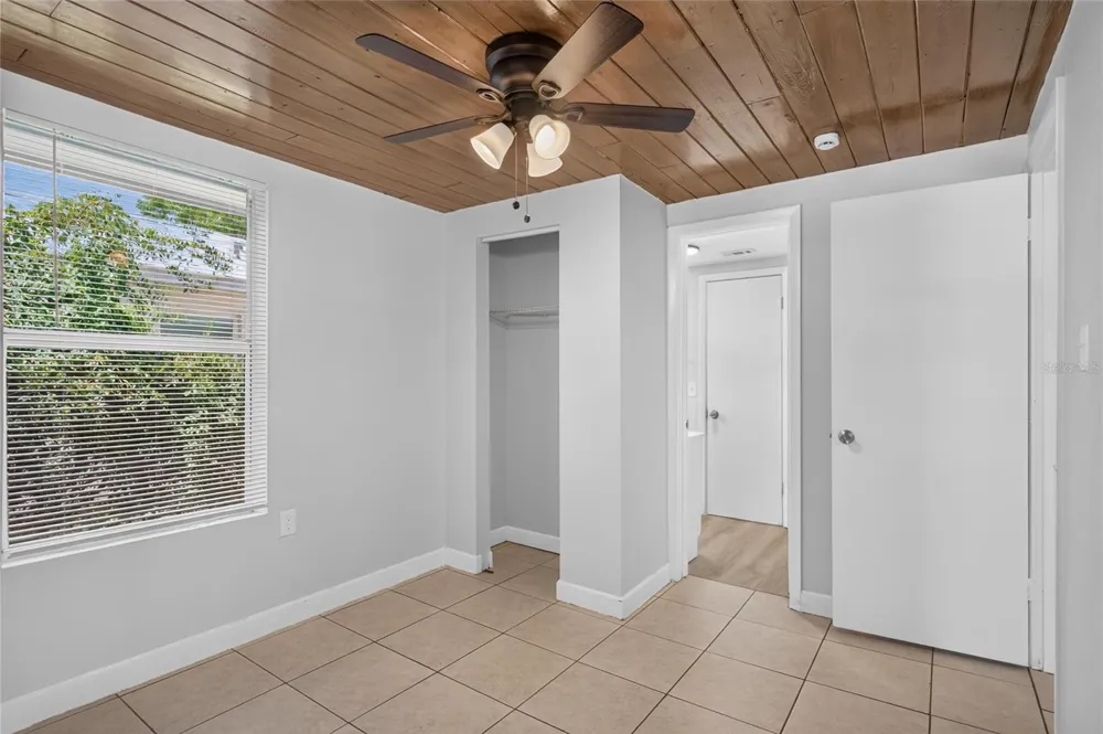 2947 GILLESPIE AVENUE Sarasota, FL 34234
