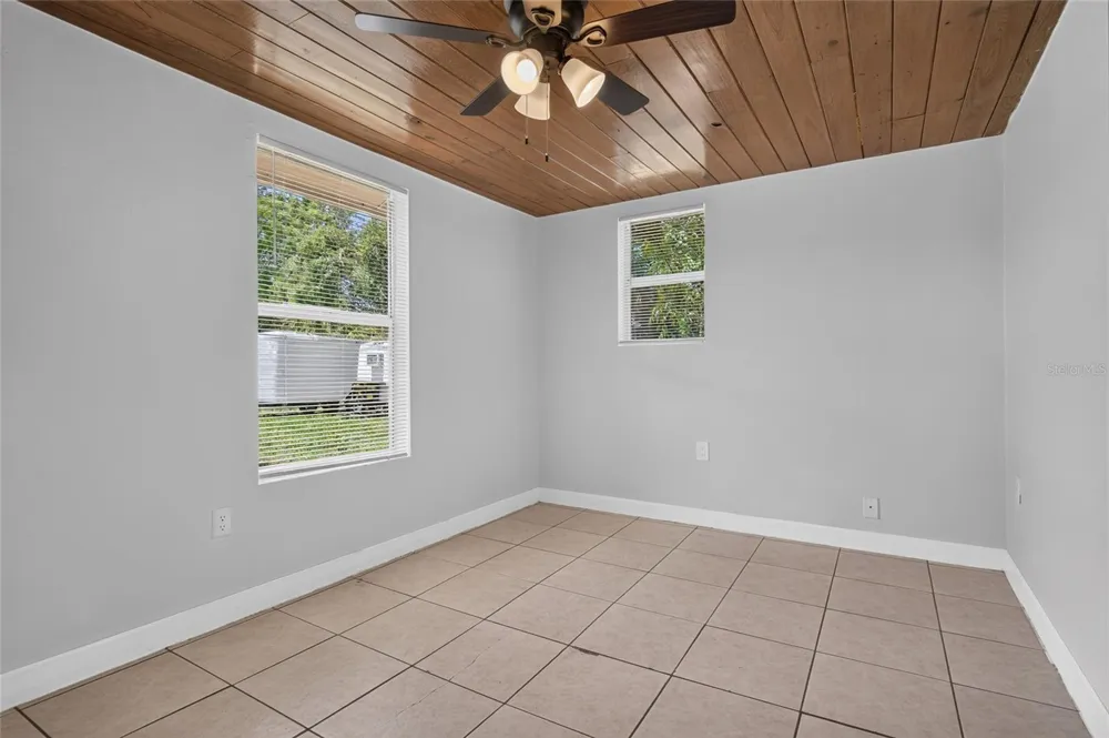 2947 GILLESPIE AVENUE Sarasota, FL 34234