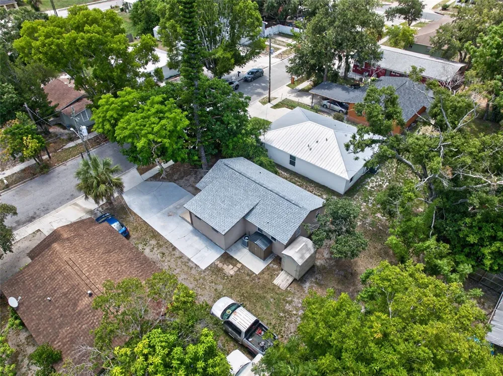 2947 GILLESPIE AVENUE Sarasota, FL 34234