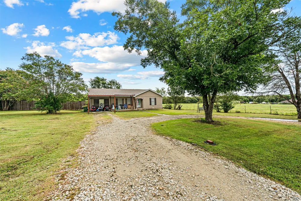 309 S Fairpark Street Riesel, TX 76682