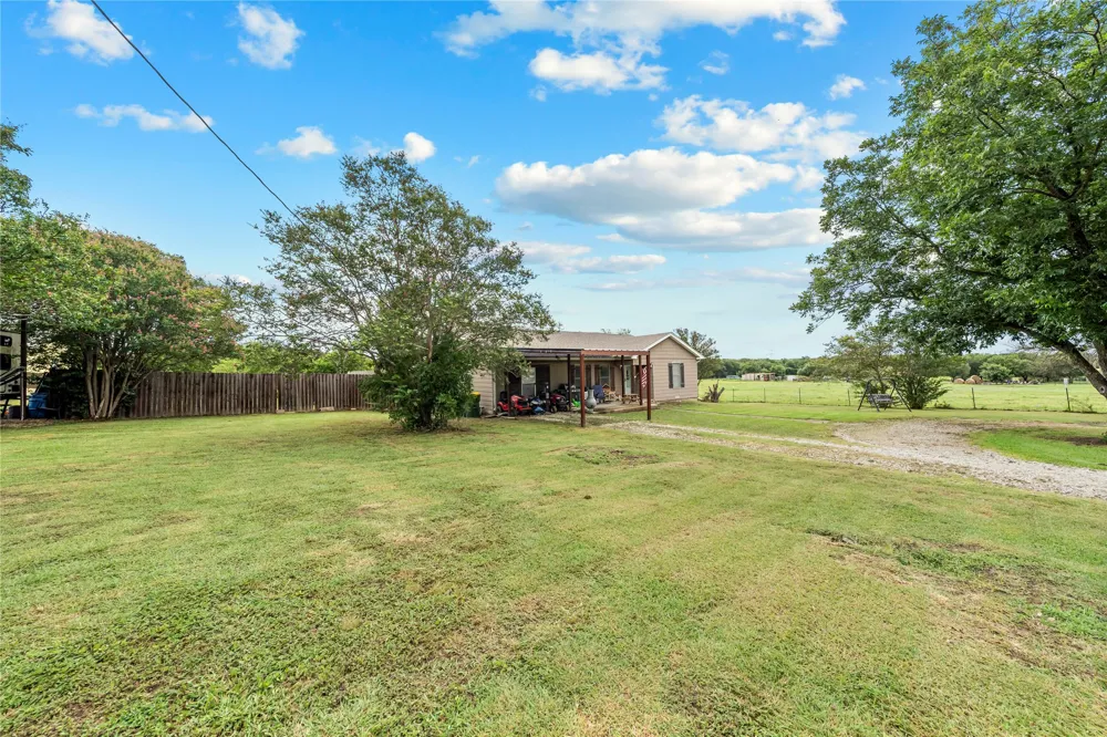 309 S Fairpark Street Riesel, TX 76682
