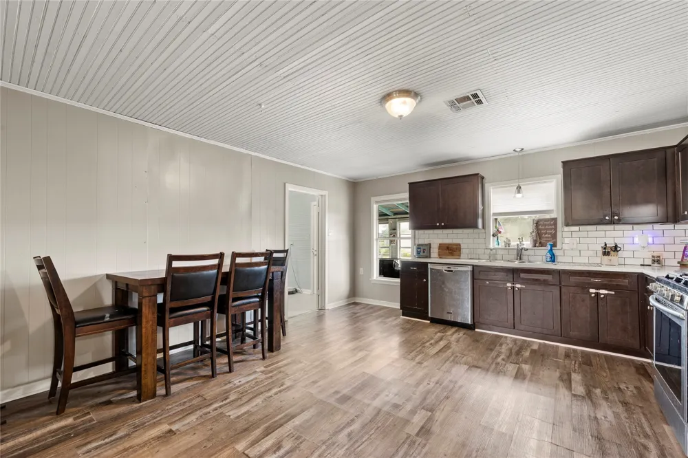309 S Fairpark Street Riesel, TX 76682