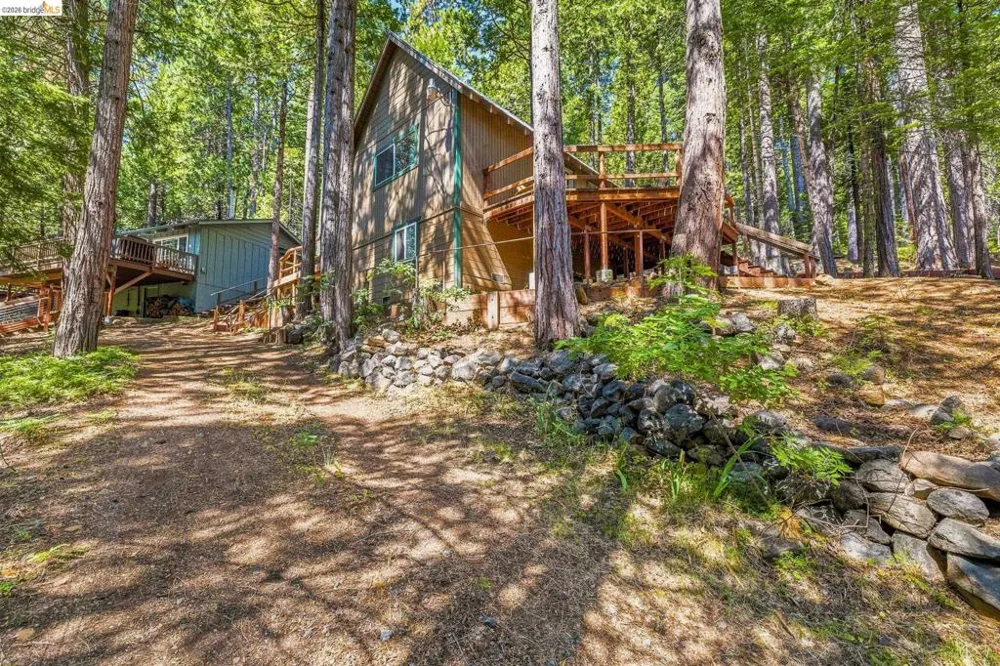 26457 Crystal Rd Long Barn, CA 95335