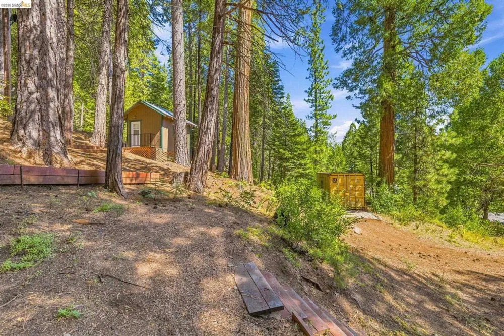 26457 Crystal Rd Long Barn, CA 95335