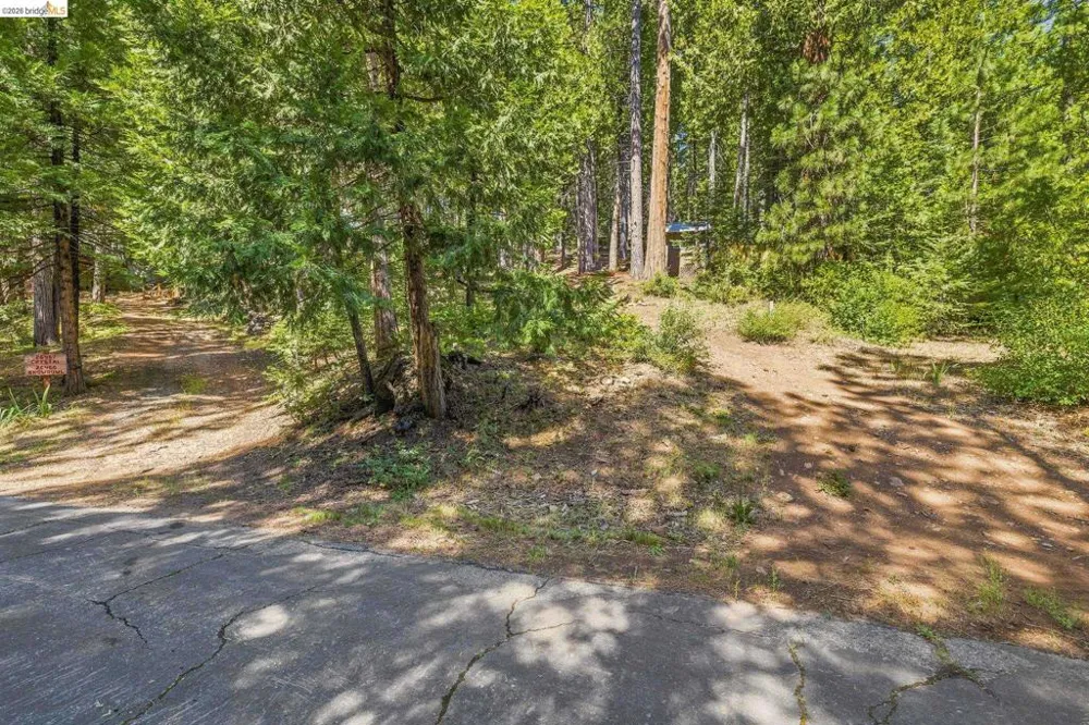 26457 Crystal Rd Long Barn, CA 95335
