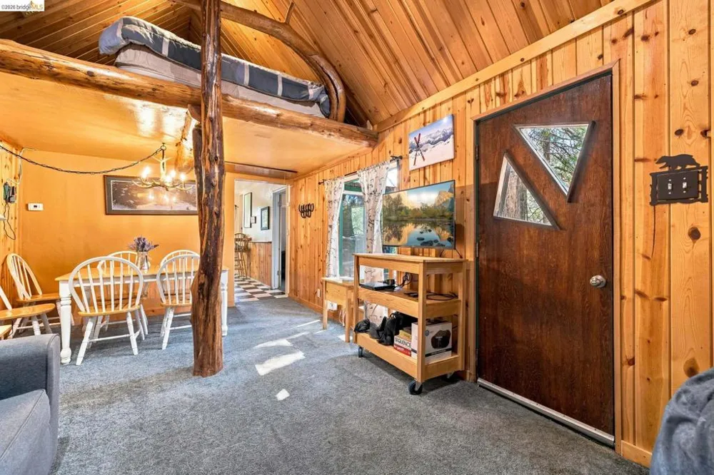26457 Crystal Rd Long Barn, CA 95335