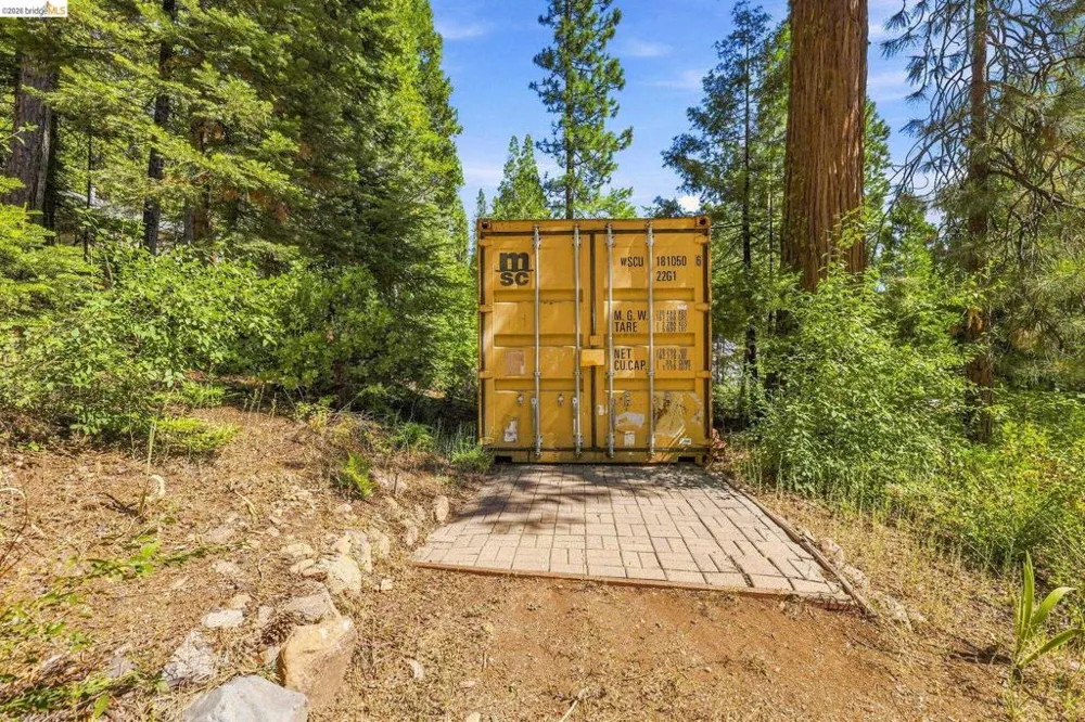 26457 Crystal Rd Long Barn, CA 95335