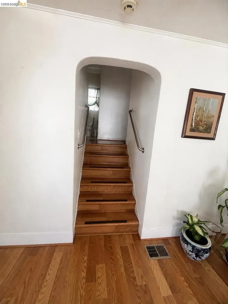 1862 66Th Ave Oakland, CA 94621