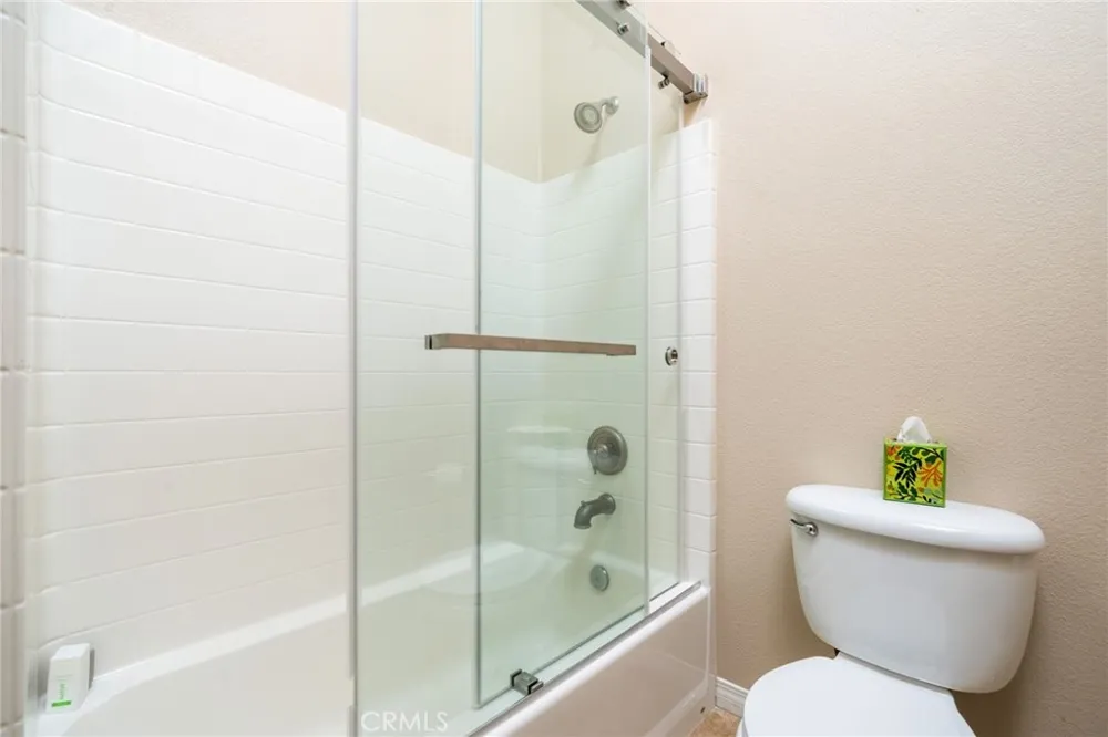 704 W 1st Street Claremont, CA 91711