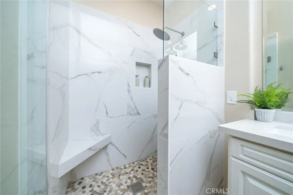 704 W 1st Street Claremont, CA 91711