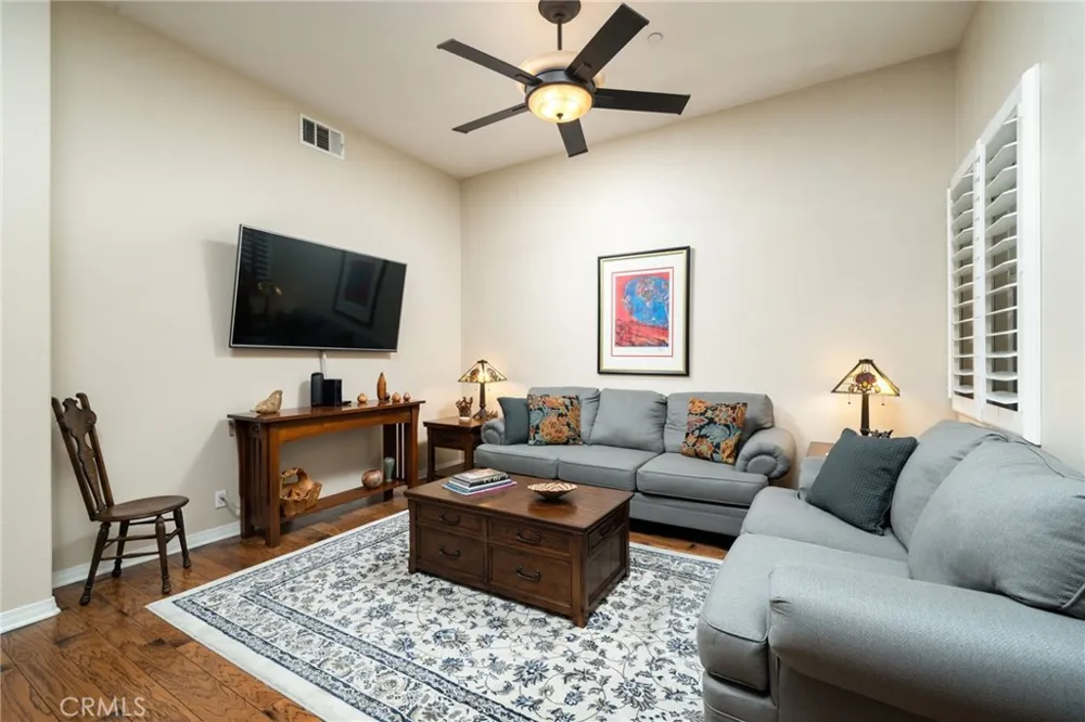 704 W 1st Street Claremont, CA 91711