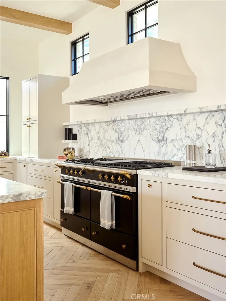 409 Bayview Drive Manhattan Beach, CA 90266