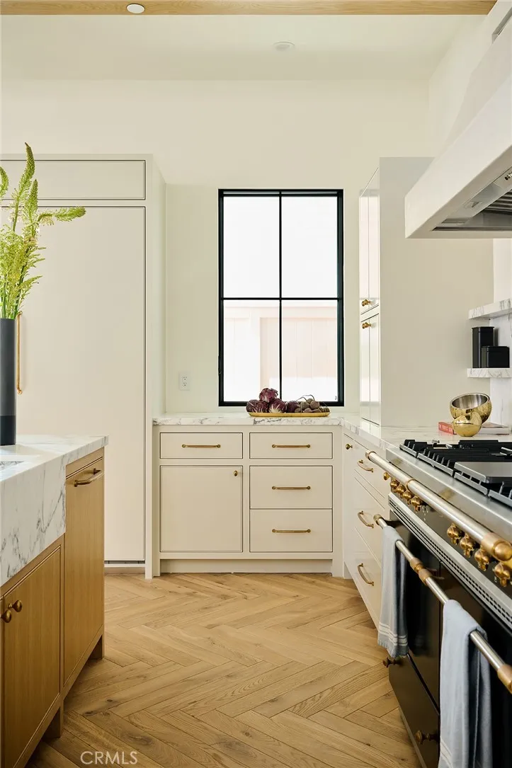 409 Bayview Drive Manhattan Beach, CA 90266