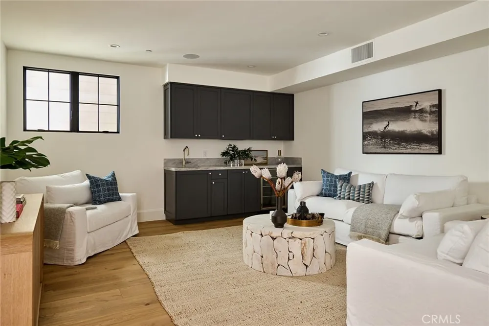 409 Bayview Drive Manhattan Beach, CA 90266