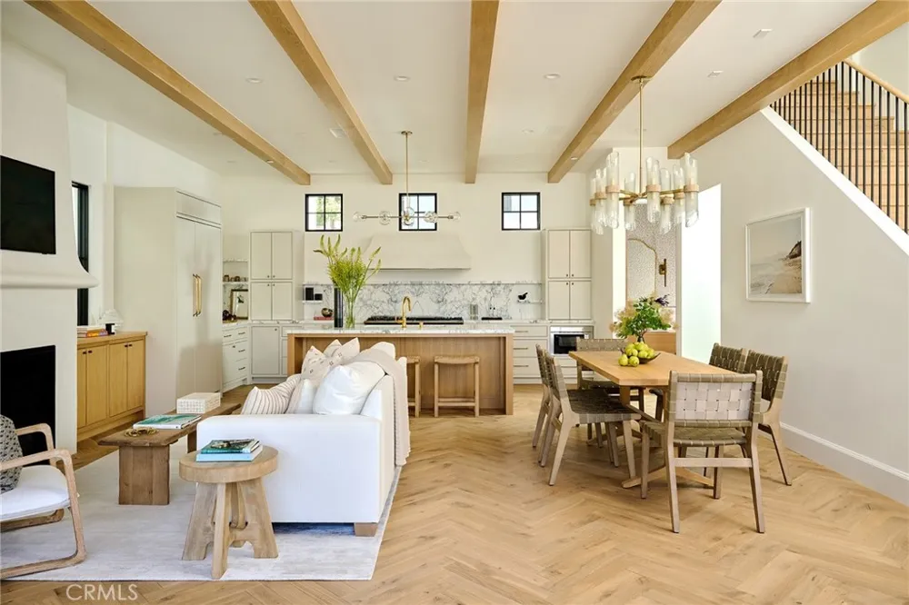 409 Bayview Drive Manhattan Beach, CA 90266