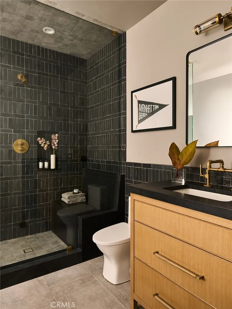 409 Bayview Drive Manhattan Beach, CA 90266