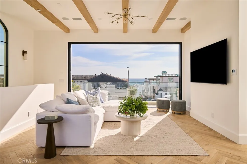 409 Bayview Drive Manhattan Beach, CA 90266