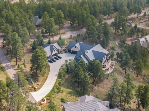 940 Twisted Pine Road