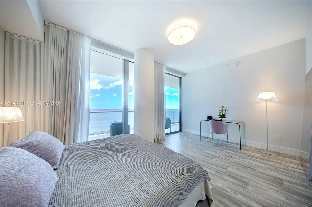 10203 Collins Ave #1502 Bal Harbour, FL 33154