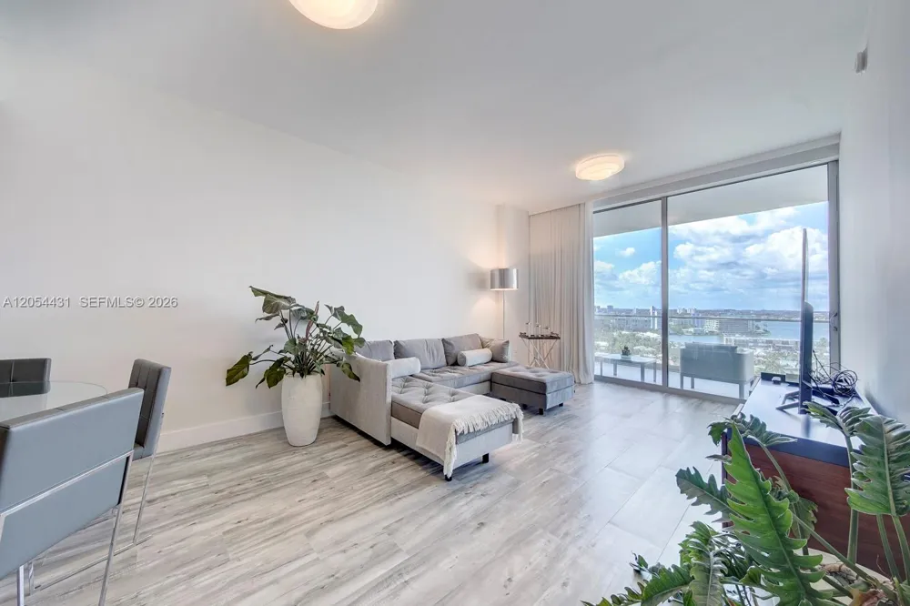 10203 Collins Ave #1502 Bal Harbour, FL 33154