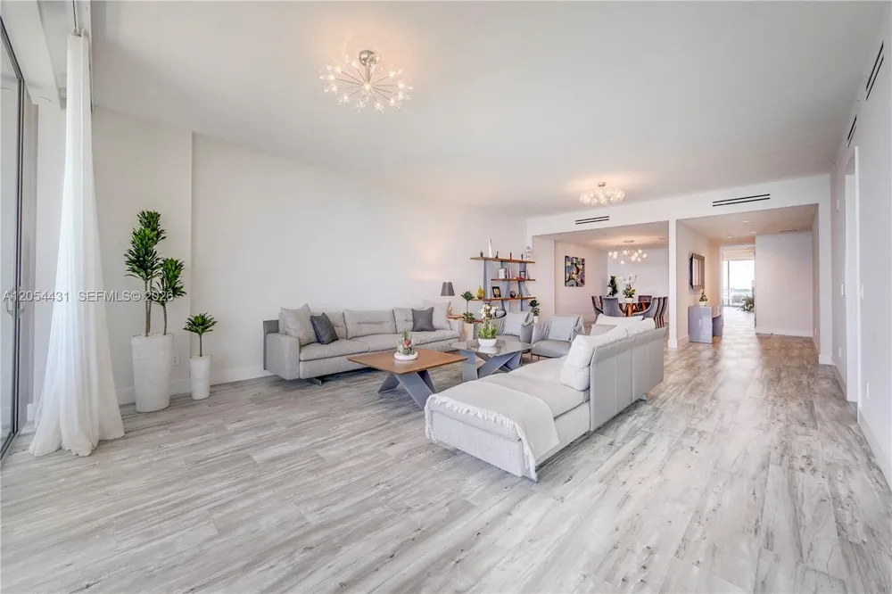 10203 Collins Ave #1502 Bal Harbour, FL 33154
