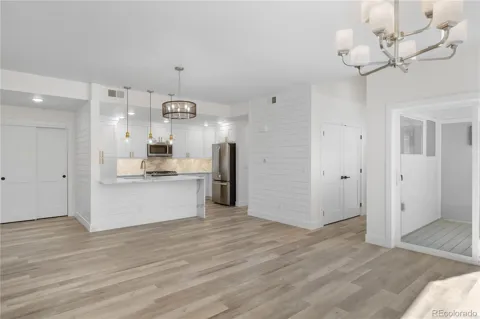 1308 SNOWBERRY LANE #304