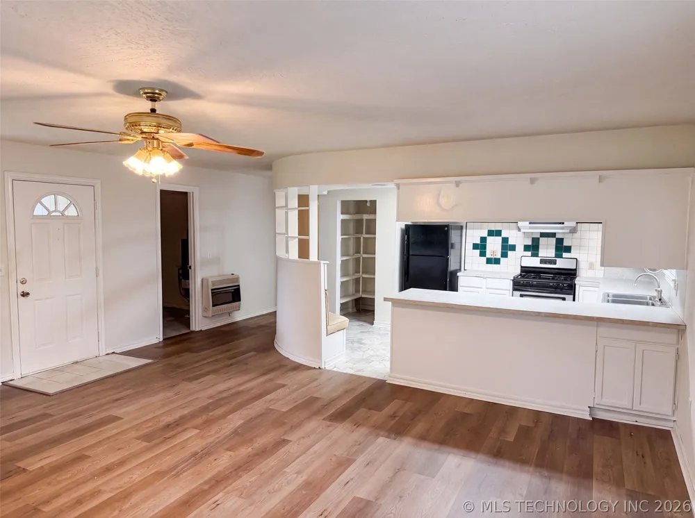 430225 E 1155 ROAD Porum, OK 74455