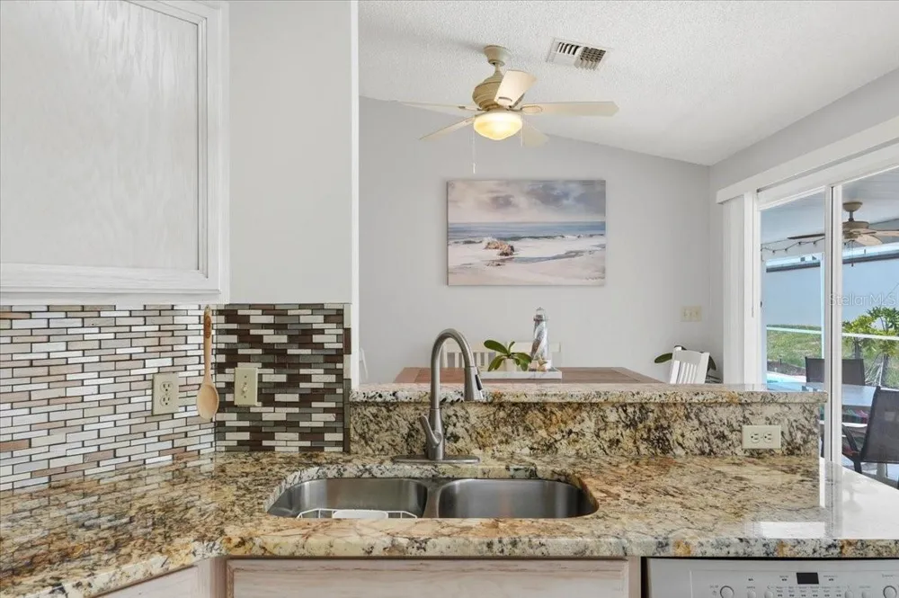 1001 CANARY CIRCLE S Lakeland, FL 33809