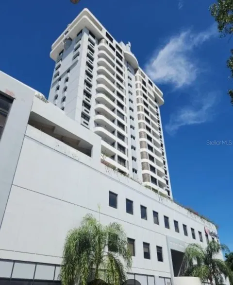Puerta del Condado 1095 WILSON #1101