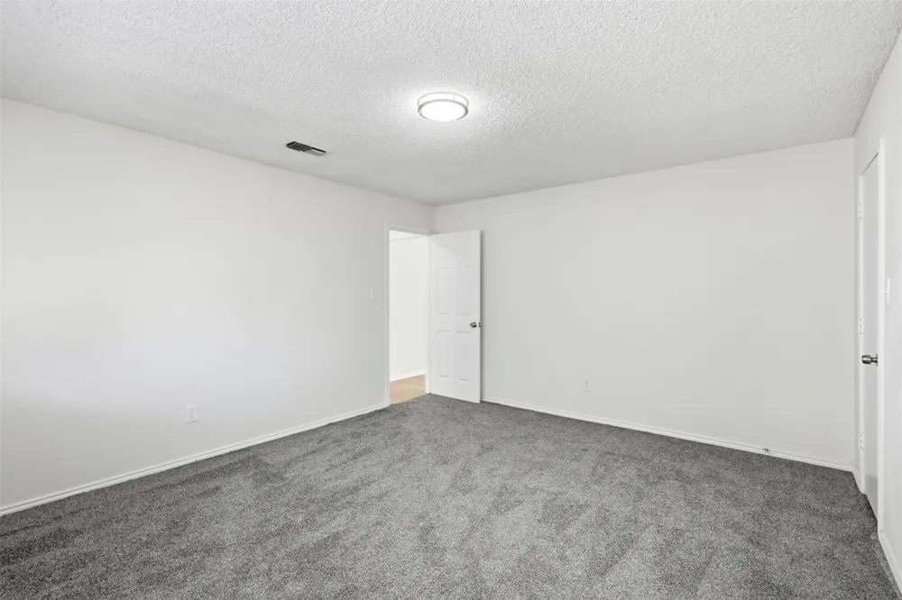6461 Westridge Drive Watauga, TX 76148