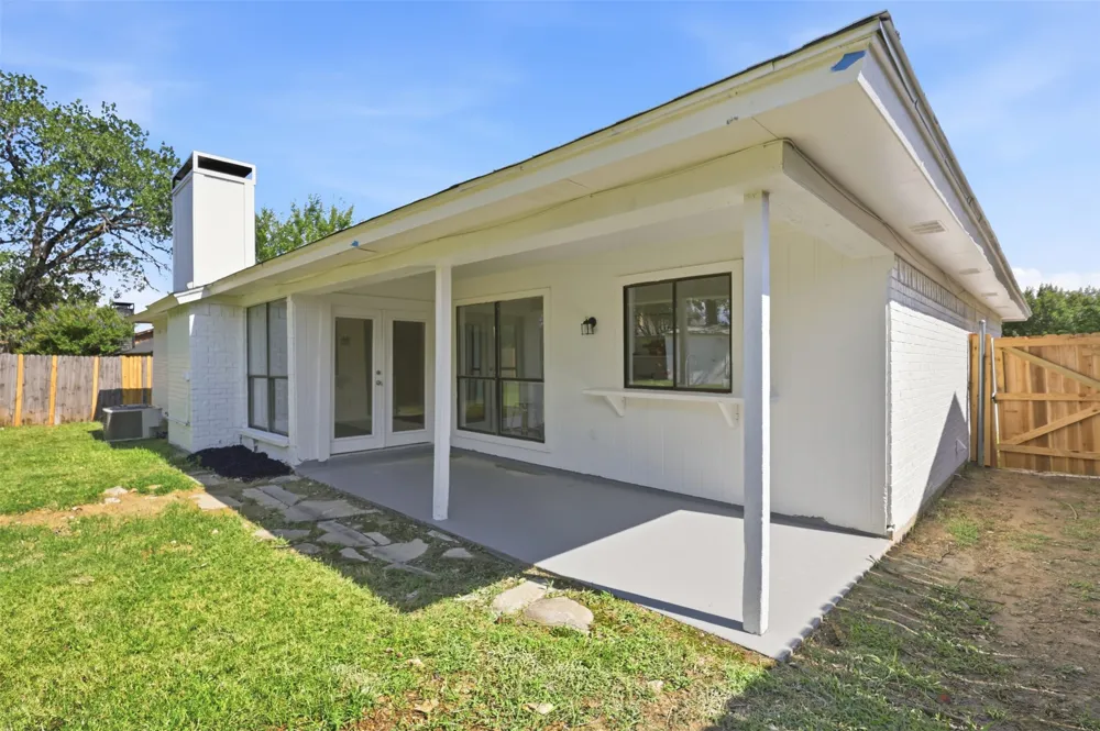 6461 Westridge Drive Watauga, TX 76148
