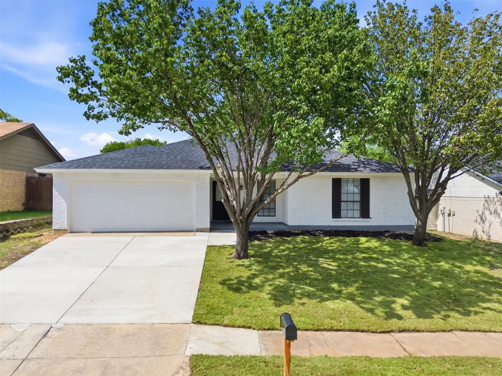 6461 Westridge Drive Watauga, TX 76148