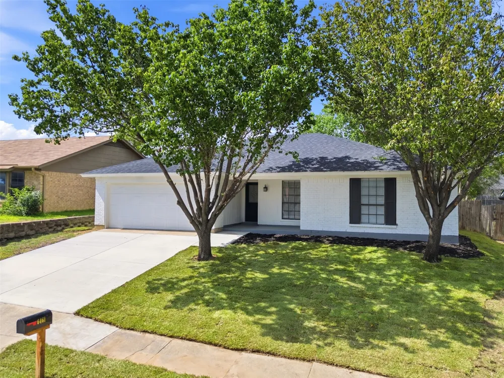 6461 Westridge Drive Watauga, TX 76148