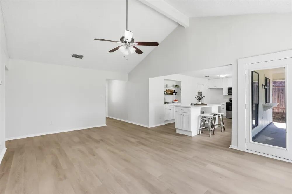 6461 Westridge Drive Watauga, TX 76148