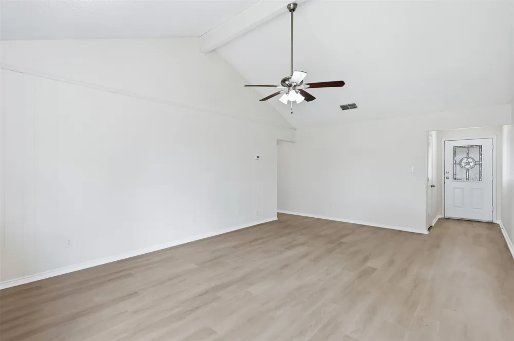 6461 Westridge Drive Watauga, TX 76148