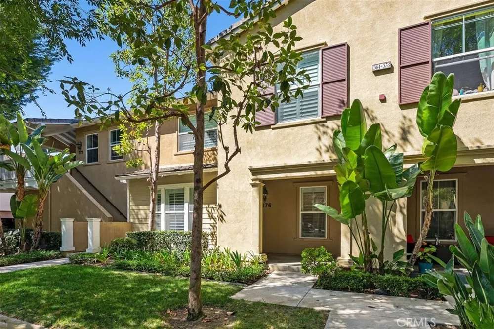 376 Quail Ridge Irvine, CA 92603