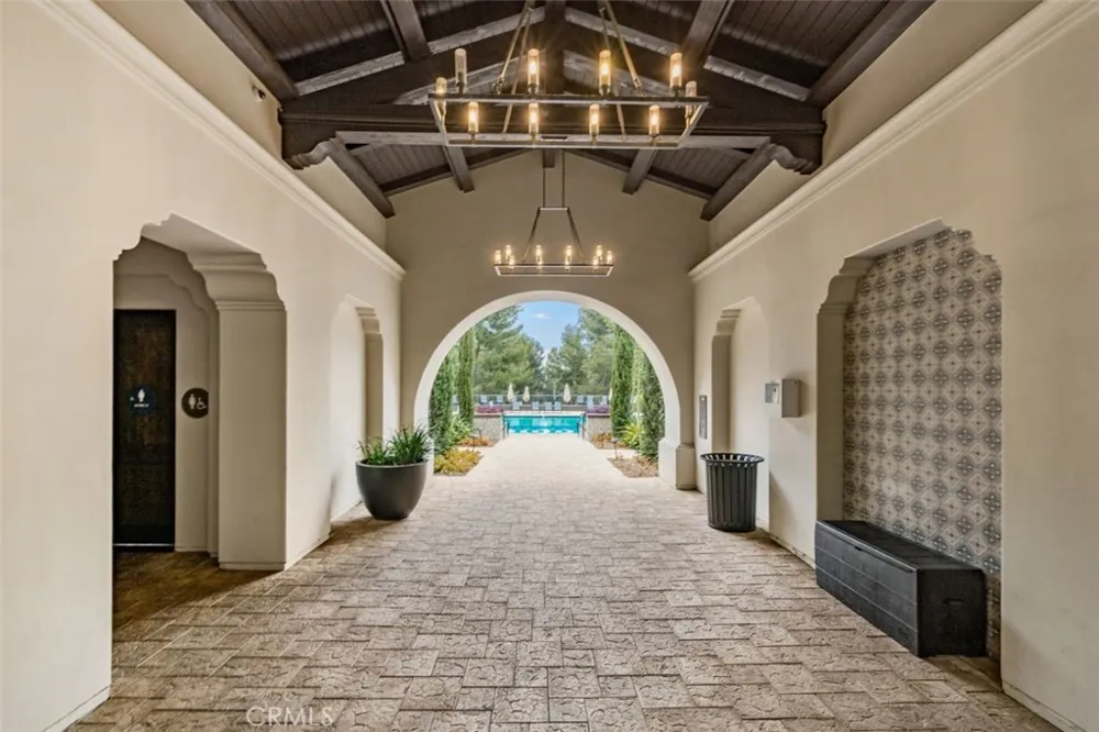 376 Quail Ridge Irvine, CA 92603