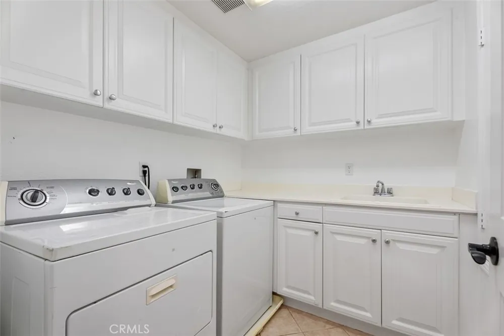 376 Quail Ridge Irvine, CA 92603