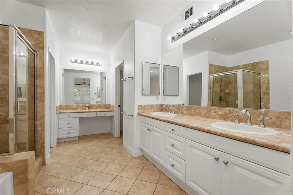 376 Quail Ridge Irvine, CA 92603